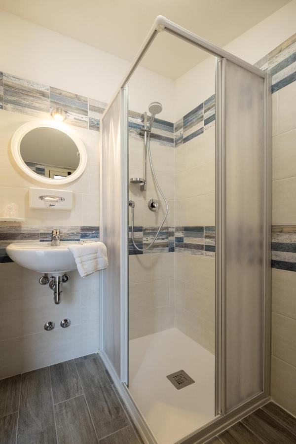 רימיני Hotel Giordo מראה חיצוני תמונה