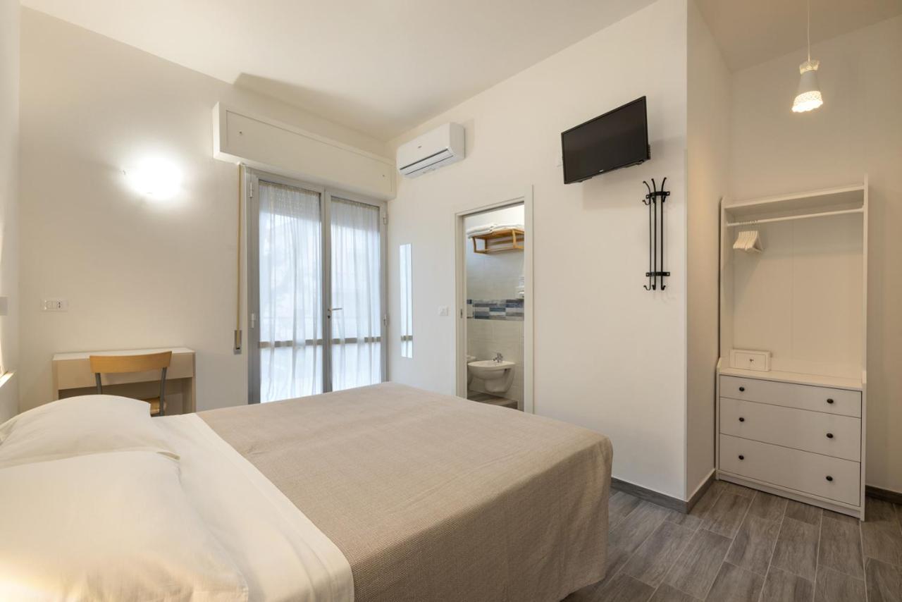 רימיני Hotel Giordo מראה חיצוני תמונה